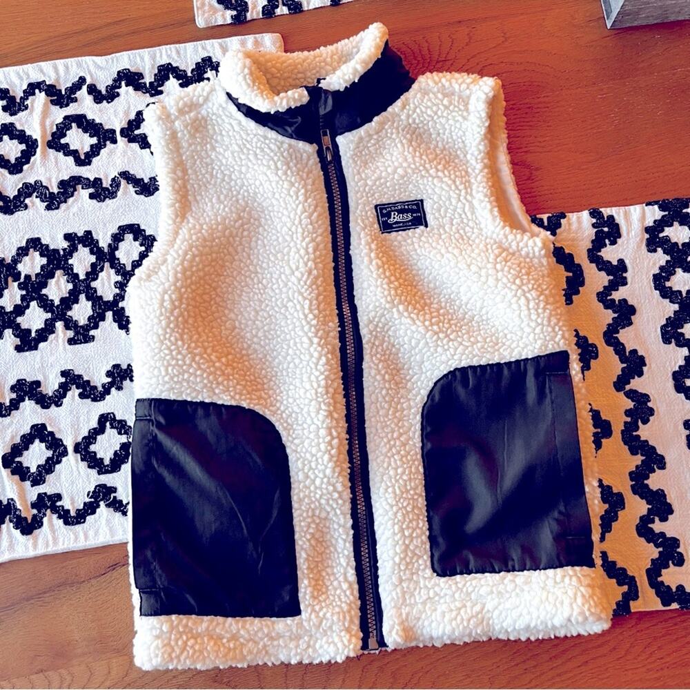 Bass Sleeveless full zip Sherpa Vest kids girls size 6 preppy horse riding